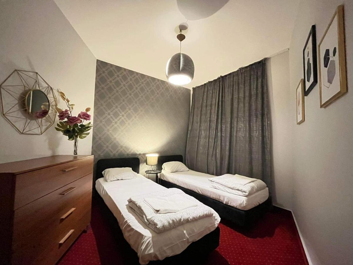 Apartament Warszawa Centrum Helvetia Plus Esterno foto